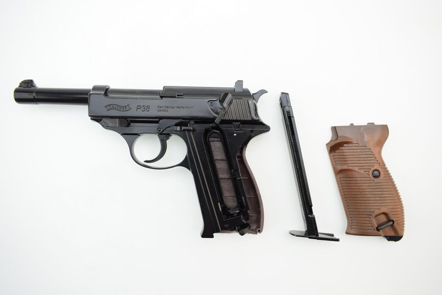 Пневматический пистолет Umarex Walther P38 5.8089 5.8089 фото