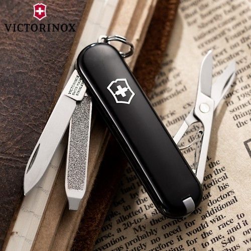 Швейцарський ніж Victorinox Classic SD чорний 4001139 фото