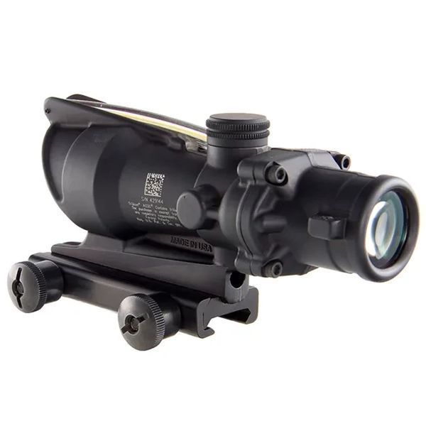 Прицел оптический TRIJICON ACOG 4x32 BAC Dual illum Amber Chevron .223 / 5.56 BDC 5002972 фото