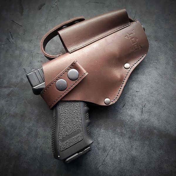 Кобура поясная, из натуральной кожи для GLOCK 17, коричневая Pellame-75 фото