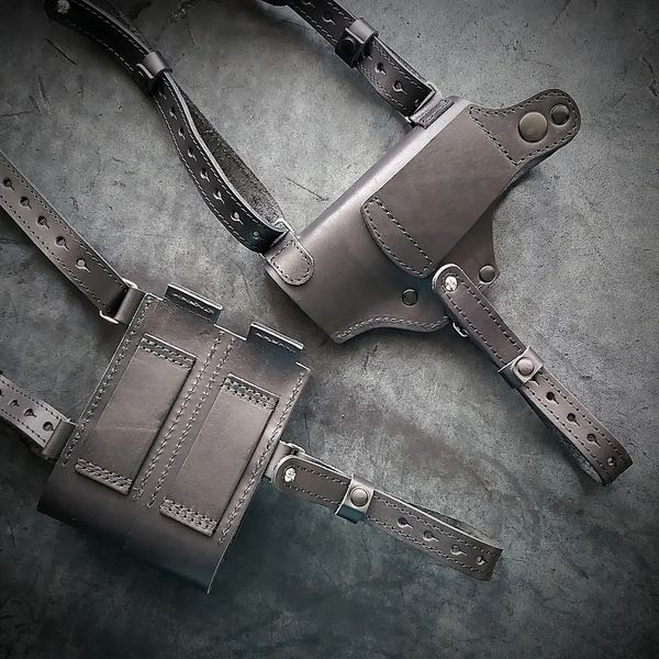 Кожаная оперативная кобура Glock 17 с двумя подсумками на 2 магазины Pellame-192 фото